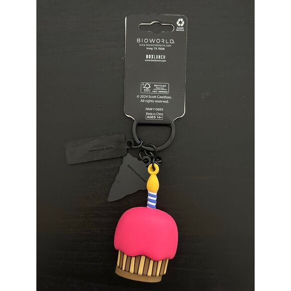 Five Nights at Freddy's Cupcake & Pizza Multi-Charm Keychain - Picture 2 of 2